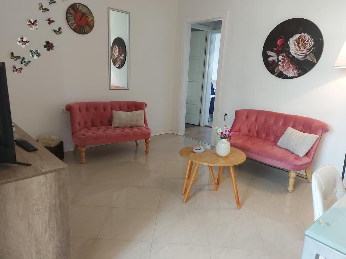 Apartments And Rooms Villa Dona Makarska Bagian luar foto