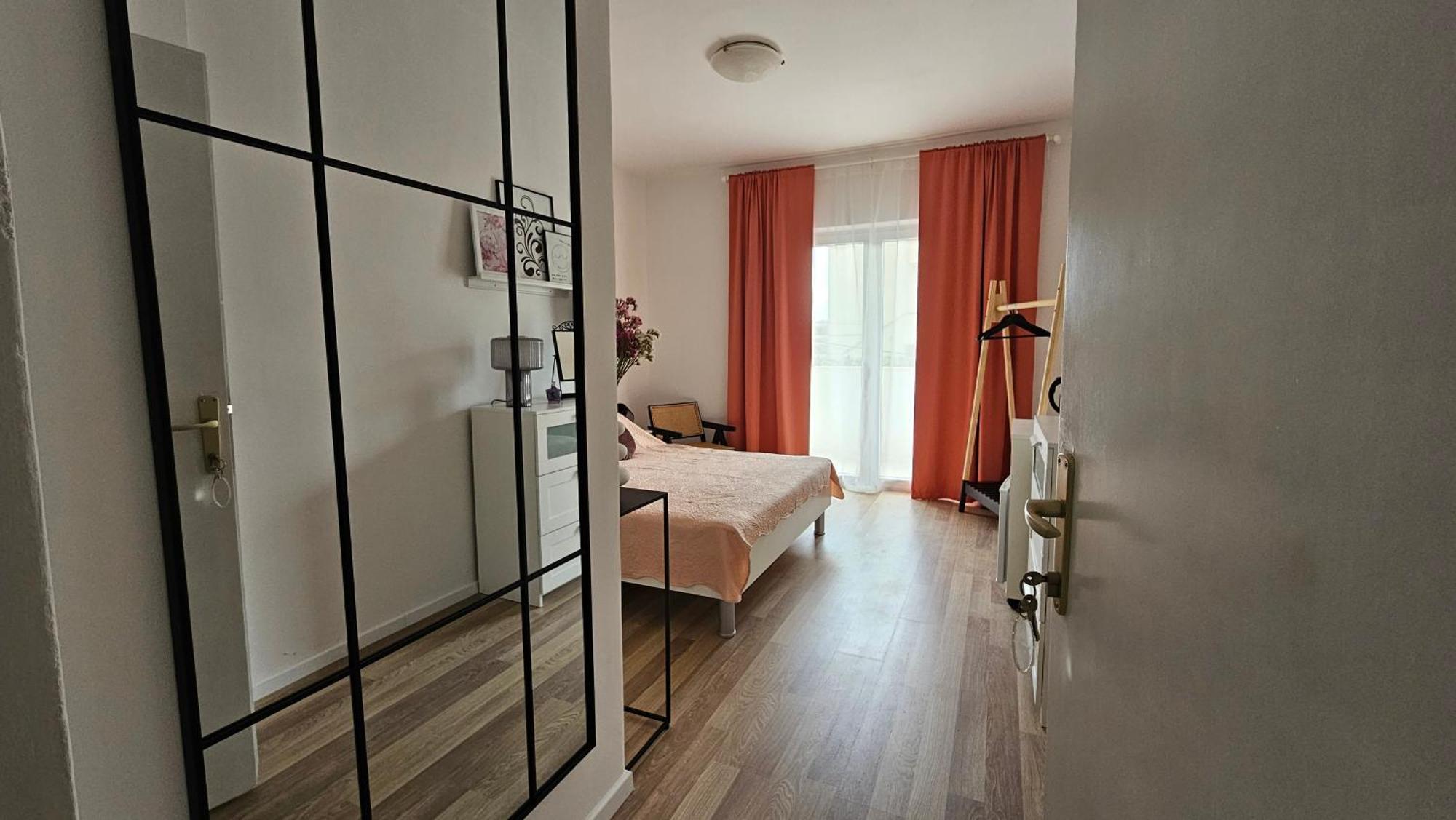 Apartments And Rooms Villa Dona Makarska Bagian luar foto